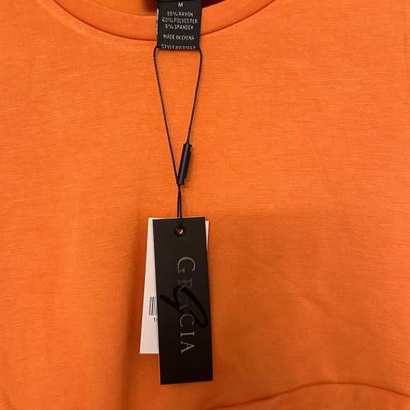 NWT 🧡 GRACIA 🧡Puff Sleeve Leg Slit Fitted Knee Length Dress M - Picture 5 of 8